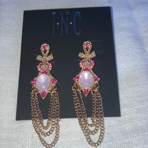 NWOT INC gt appx. 2 1/4” drop w/3 chains, fancy shape w/pink rhinestones.$25 - Picture 2 of 3
